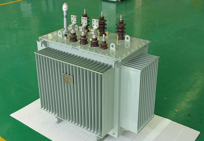 Amorphous alloy oil immersed transformer